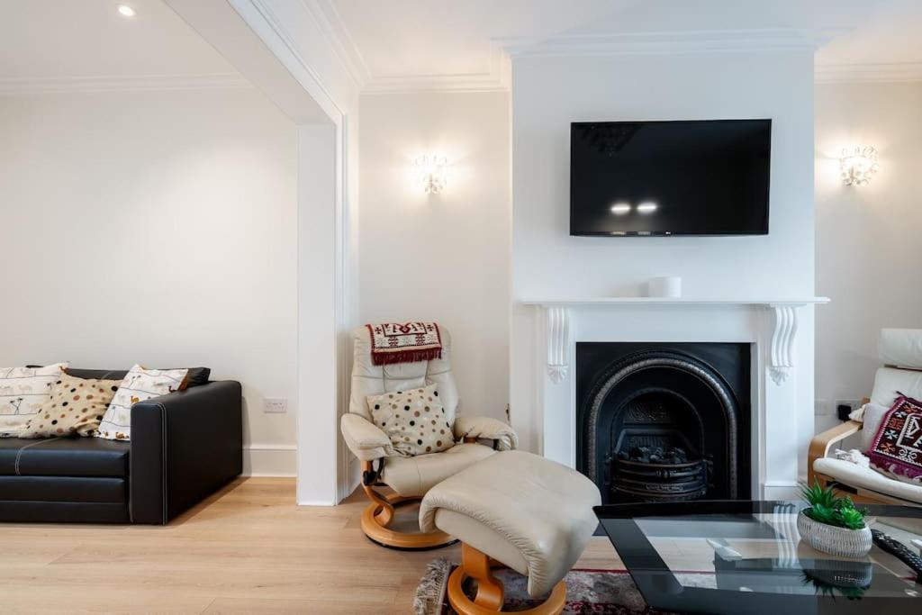 Luxury 3brs House In The Heart Of Victoria Londres